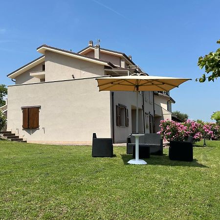 Villetta Le Rose Tavullia Exterior foto